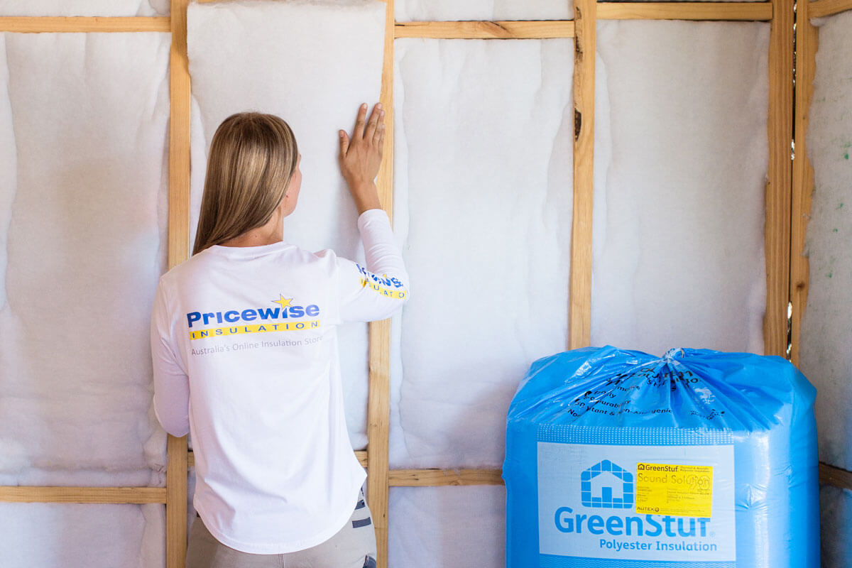 Polyester vs Glasswool