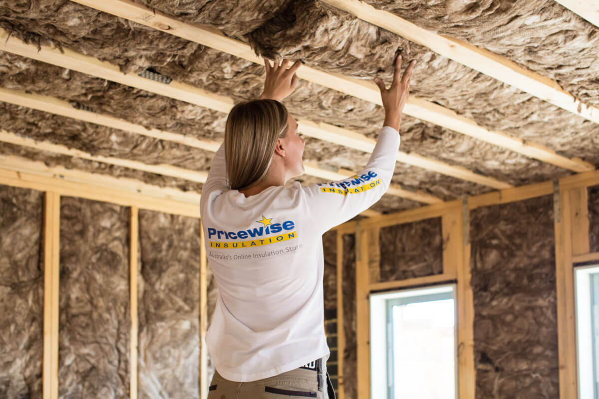 Factors to Consider when Thinking of Becoming an Insulation Installer