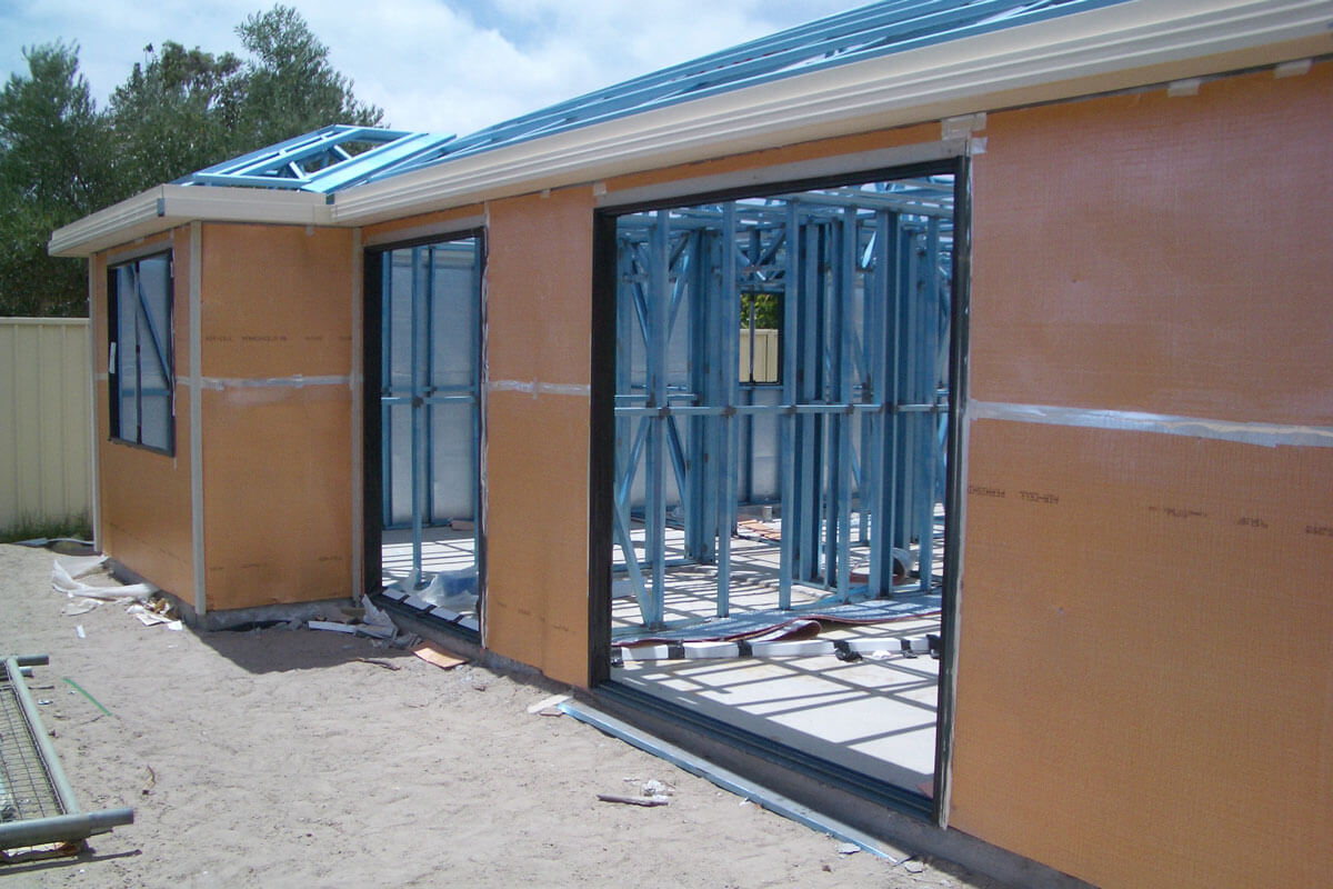 Reflective Insulation: Foil Wall Wrap – Is It Necessary?