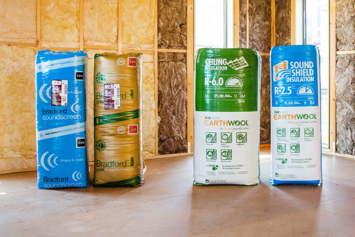 Knauf Earthwool Insulation Batts vs Bradford Gold Insulation Batts