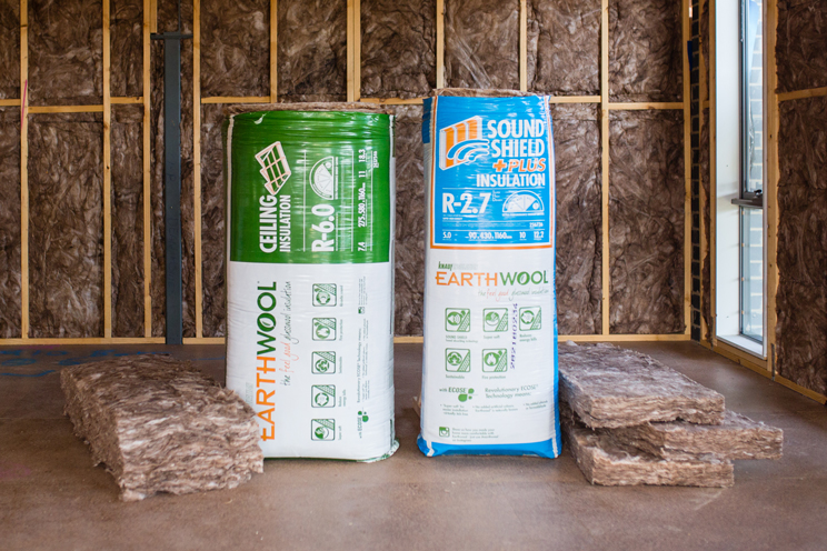 Is Earthwool Insulation itchy?
